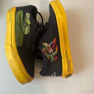 Boys National Geographic Vans